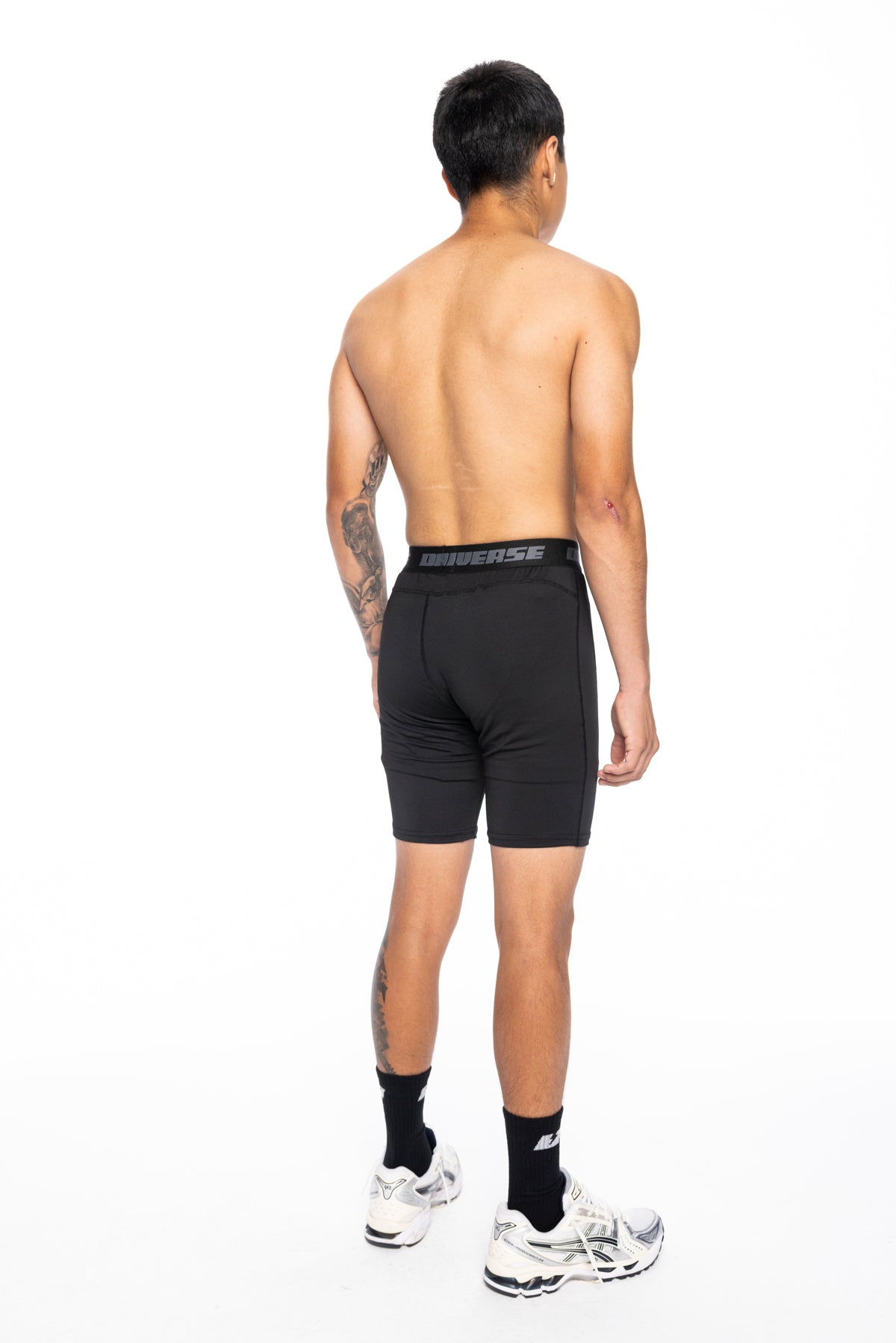 V.1 UNISEX COMPRESSION SHORTS
